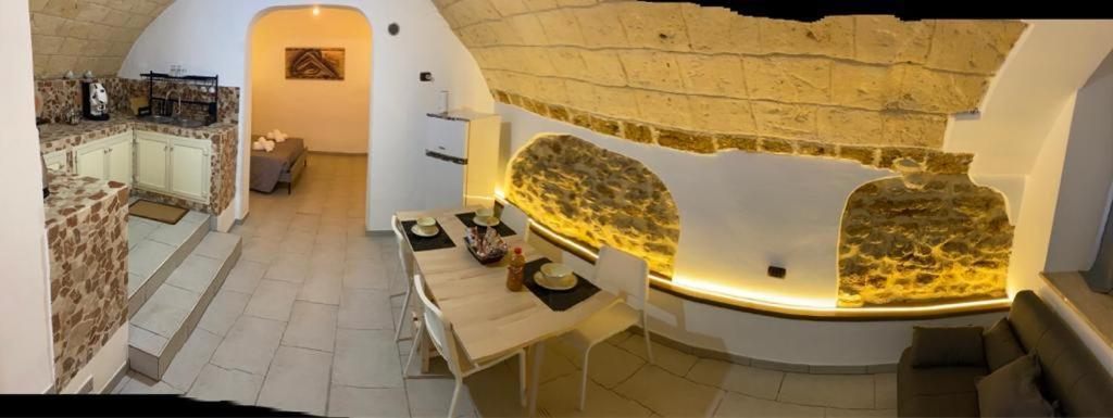 La Dimora Di Tonia Apartment เมซานเย ภายนอก รูปภาพ